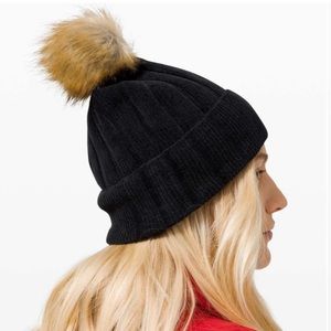 Lululemon Pom Perfection Toque